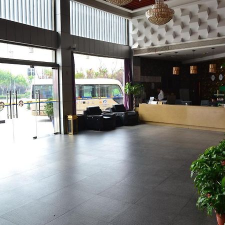 Jingyue 99 Inn Shanghai Pudong Airport Shiwan Branch Exteriör bild