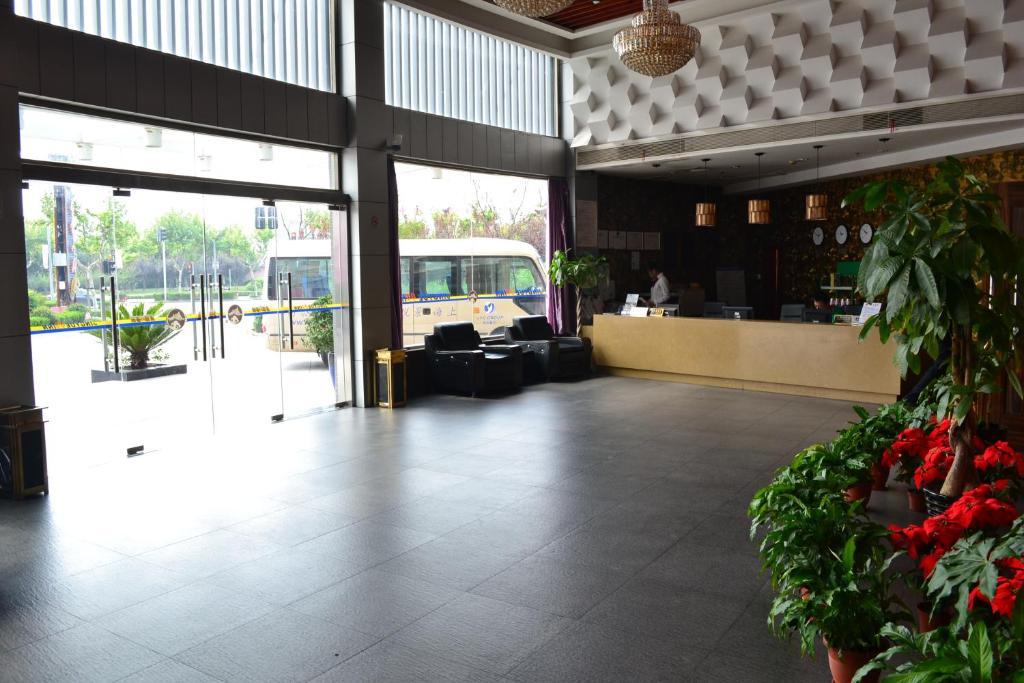 Jingyue 99 Inn Shanghai Pudong Airport Shiwan Branch Exteriör bild